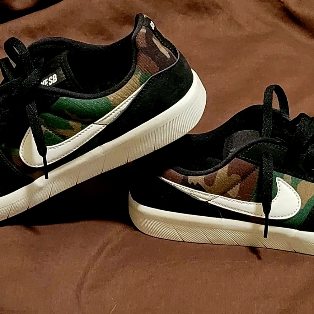 Nike SB sneakers size 10.5